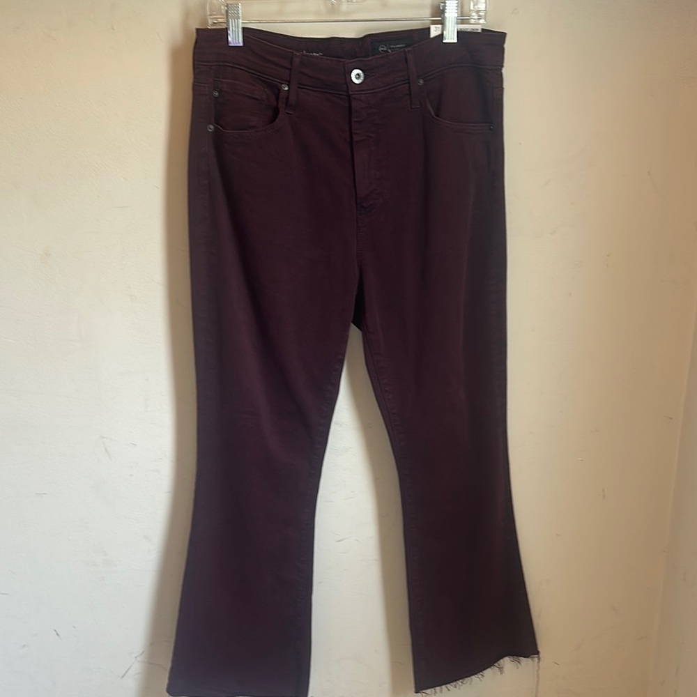 AG NWT Farrah Boot Crop Burgundy Jeans